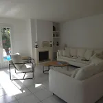 Les Saquedes 48 Villa *