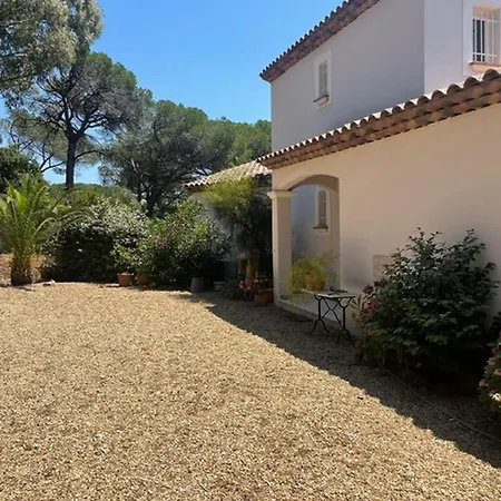 Les Saquedes 48 * Sainte-Maxime