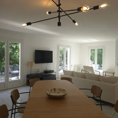 Les Saquedes 48 * Sainte-Maxime