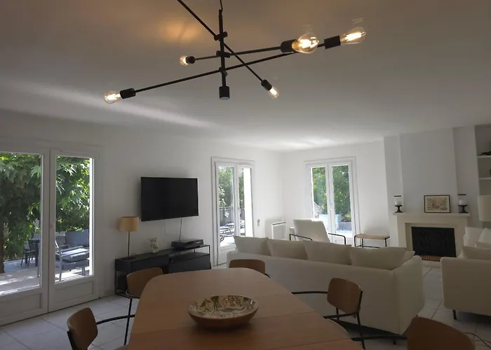 Les Saquedes 48 Villa