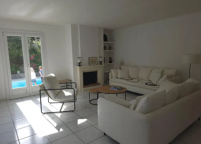 Les Saquedes 48 Villa *